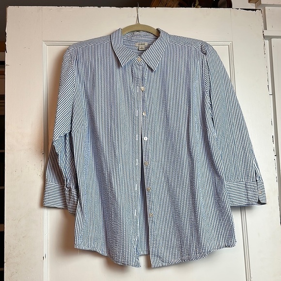 LL bean seersucker button down top - Picture 1 of 7